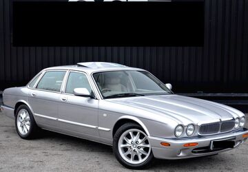 Jaguar XJ8 90.000 km 18.500 &euro; München 80634