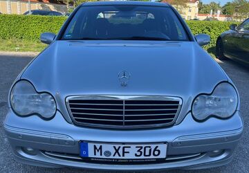 Mercedes-Benz C 180 306.000 km 2.000 &euro; München 80992