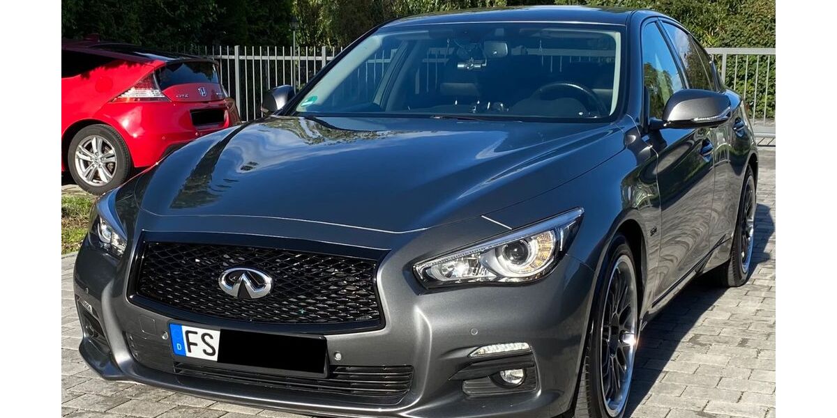 INFINITI Q50 137.884 km 18.000 &euro; Neufahrn bei Freising 85375