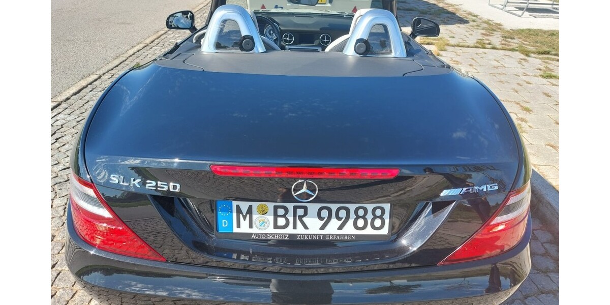 Mercedes-Benz SLK 69.000 km 23.500 &euro; München 80313