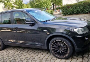 BMW X3 210.000 km 13.750 &euro; München 80689