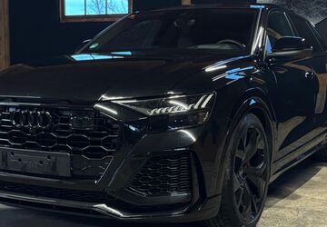 Audi RSQ8 99.000 km 74.900 &euro; Grünwald 82031