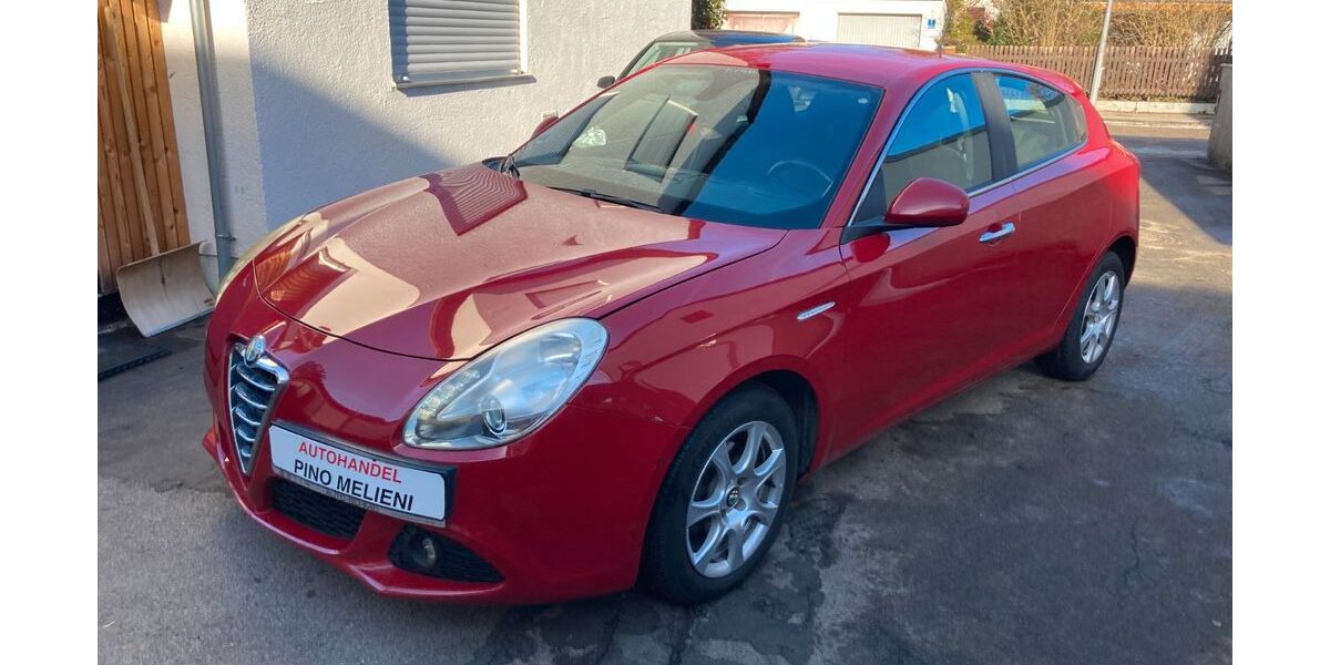 Alfa Romeo Giulietta 155.290 km 2.999 &euro; München 81739