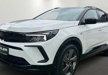 Opel Grandland (X) 40.000 km 22.890 &euro; Neubiberg 85579