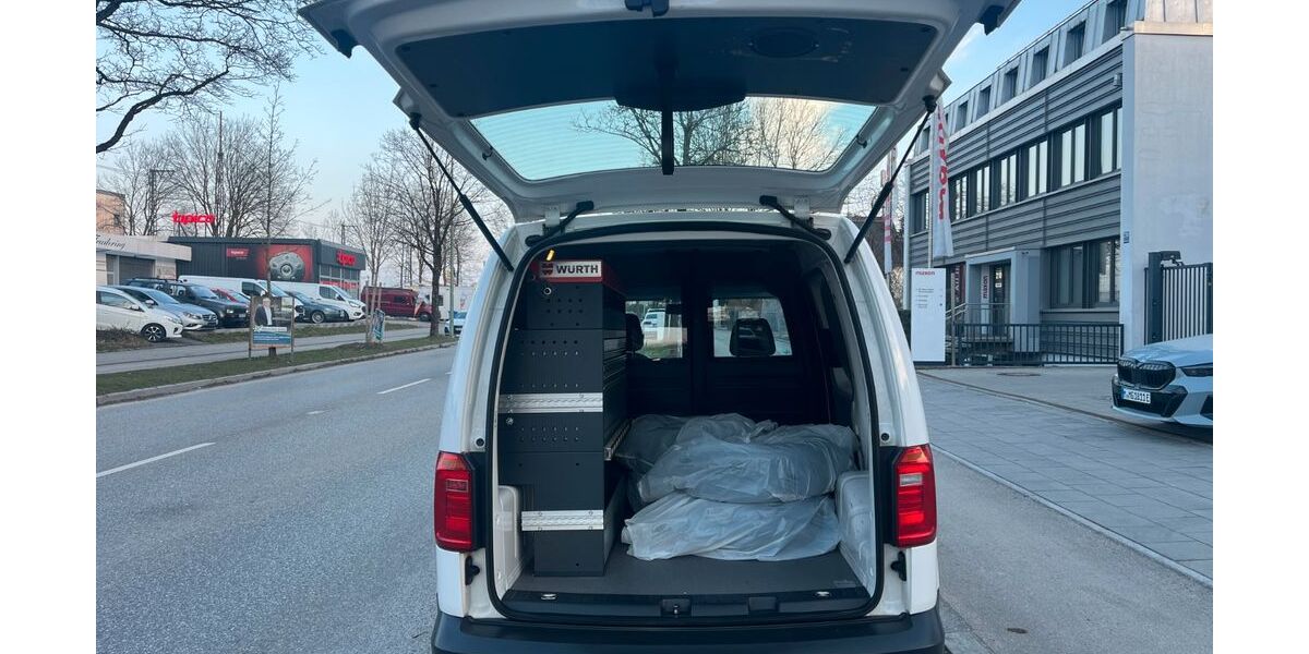 VW Caddy 106.587 km 14.499 &euro; München 81825