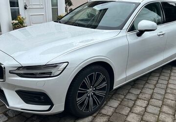 Volvo V60 68.800 km 29.800 &euro; Oberding 85445