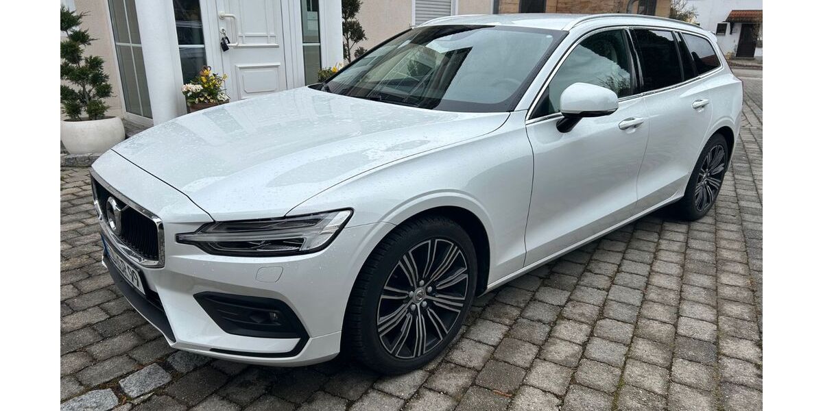 Volvo V60 68.800 km 29.800 &euro; Oberding 85445