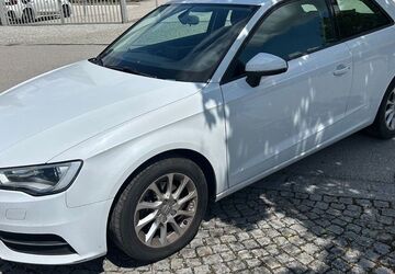 Audi A3 138.000 km 7.900 &euro; München 81929