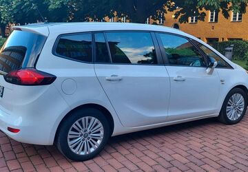 Opel Zafira 141.629 km 7.300 &euro; München 81245