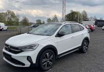 VW Taigo 25.200 km 19.900 &euro; München 81829
