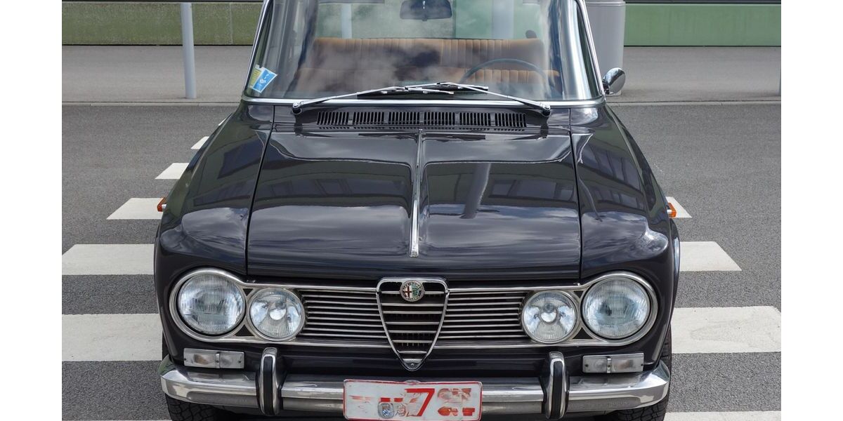 Alfa Romeo Giulia 23.000 km 37.900 &euro; München 81545