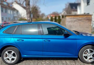 Skoda Scala 59.000 km 18.100 &euro; München 81825