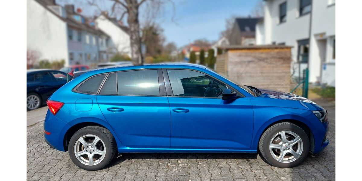 Skoda Scala 59.000 km 18.100 &euro; München 81825