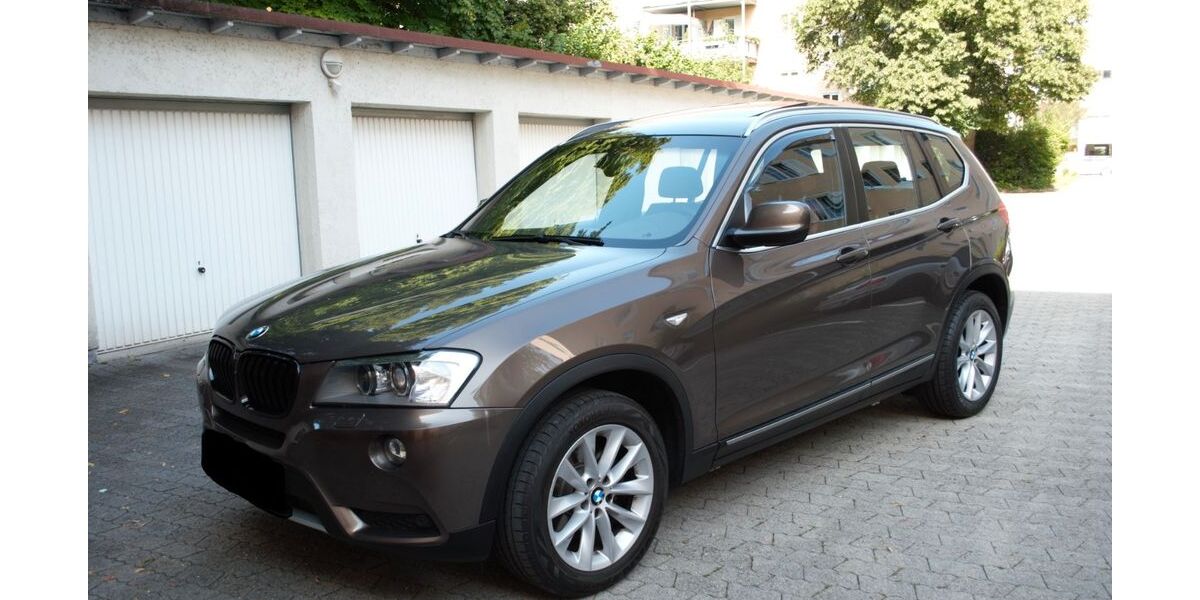 BMW X3 149.999 km 15.799 &euro; München 81677