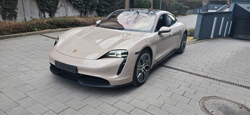 Porsche Taycan 26.500 km 65.999 &euro; München 80689
