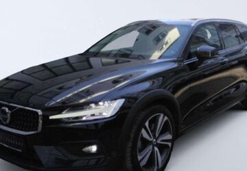 Volvo V60 Cross Country 37.565 km 37.490 &euro; München 80337