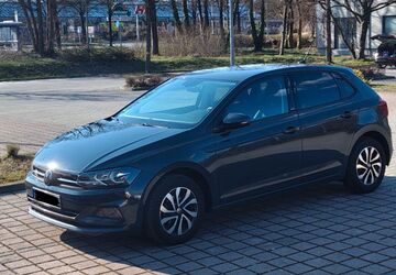 VW Polo 52.000 km 14.490 &euro; München 80995