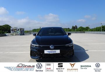 VW Golf 2.500 km 42.960 &euro; München 80686