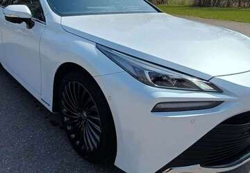 Toyota Mirai 15.000 km 21.790 &euro; Fürstenfeldbruck 82256