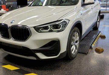BMW X1 111.000 km 20.990 &euro; Germering 82110