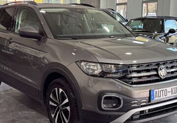VW T-Cross 42.150 km 18.890 &euro; München 81829