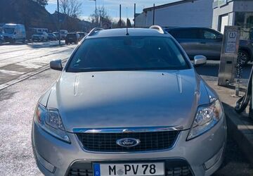 Ford Mondeo 150.000 km 4.200 &euro; Unterhaching 82008