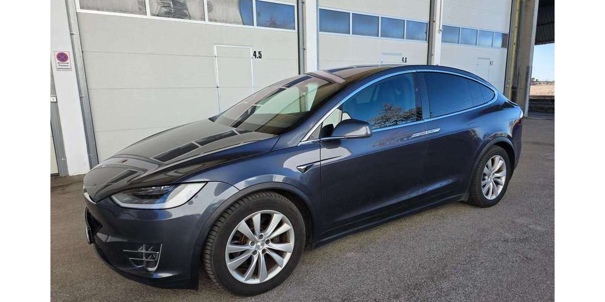 Tesla Model X 107.500 km 38.200 &euro; München 81673