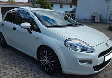 Fiat Punto 151.000 km 2.490 &euro; Garching 85748