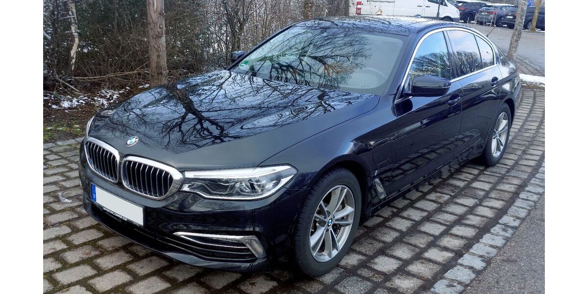 BMW 530 79.914 km 24.500 &euro; Putzbrunn 85640