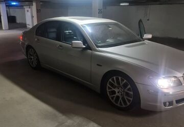 BMW 745 305.946 km 5.999 &euro; München 81829