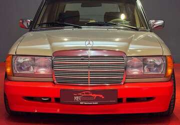 Mercedes-Benz 230 258.726 km 24.900 &euro; München 80538