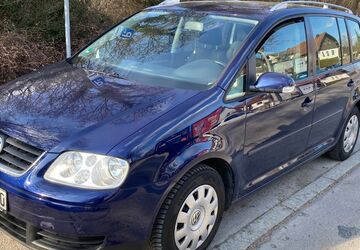 VW Touran 181.000 km 3.000 &euro; München 81827