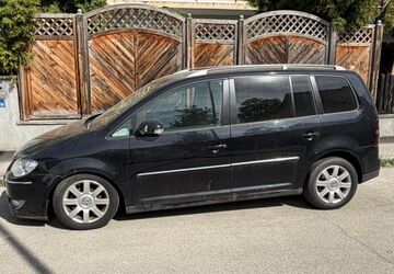 VW Touran 211.000 km 1.500 &euro; München 81477