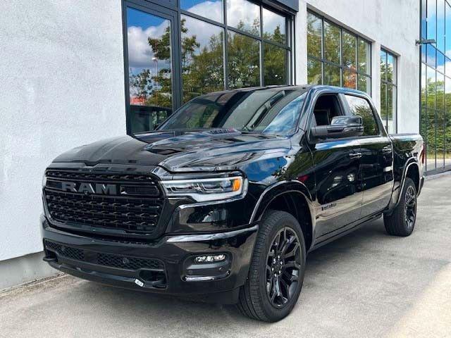 Dodge RAM 16.900 km 86.200 &euro; München 81677