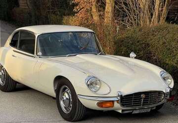 Jaguar E-Type 130.300 km 109.000 &euro; Gruenwald 82031