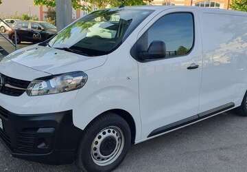 Opel Vivaro 75.000 km 13.900 &euro; München 81825