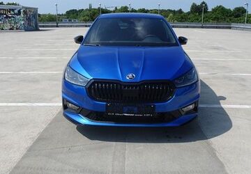 Skoda Fabia 5.000 km 24.200 &euro; München 80686