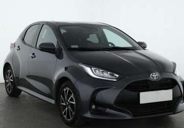 Toyota Yaris 84.591 km 16.990 &euro; München 80687