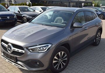 Mercedes-Benz GLA 200 170.000 km 24.300 &euro; Poing 85586