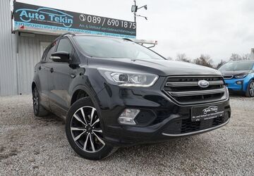 Ford Kuga 102.795 km 13.950 &euro; München 81829