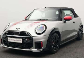 Mini John Cooper Works Cabrio 13.894 km 42.677 &euro; München 80788