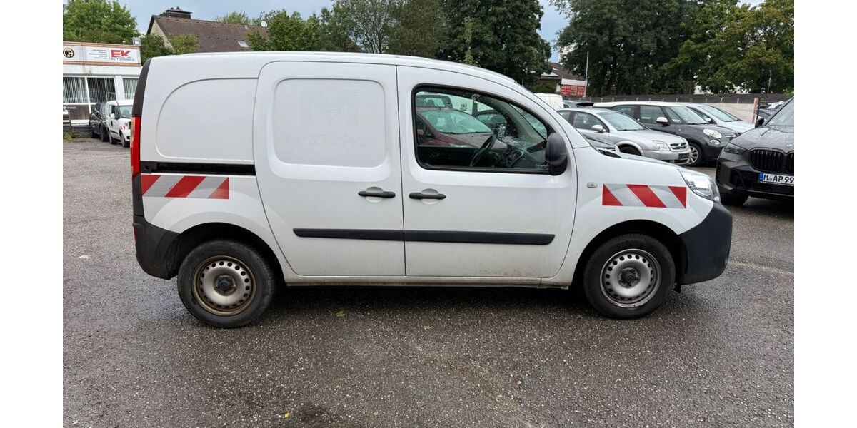 Renault Kangoo 139.000 km 8.500 &euro; München 81243