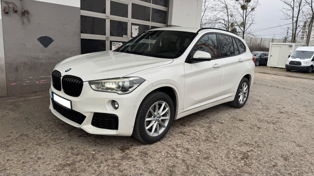 BMW X1 66.800 km 23.900 &euro; München 80686