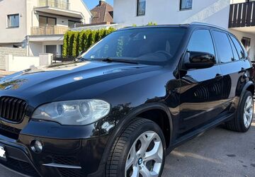 BMW X5 265.000 km 11.500 &euro; München 81929