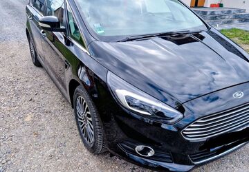 Ford S-Max 96.000 km 16.290 &euro; München 81243
