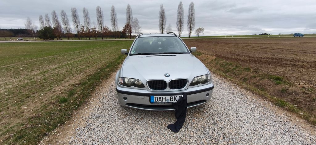 BMW 318 168.000 km 2.350 &euro; Vierkirchen 85256