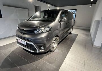 Toyota Proace (Verso) 73.372 km 30.990 &euro; Dachau 85221