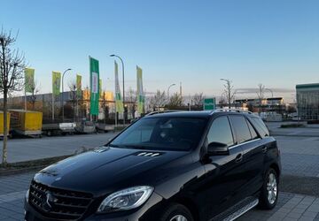 Mercedes-Benz ML 350 243.700 km 16.900 &euro; Wolfratshausen 82515