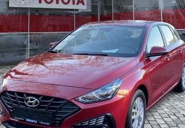 Hyundai i30 32.631 km 16.490 &euro; München 81673