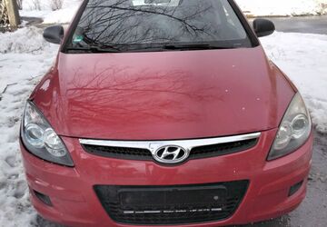 Hyundai i30 144.000 km 1.280 &euro; Holzkirchen 83607